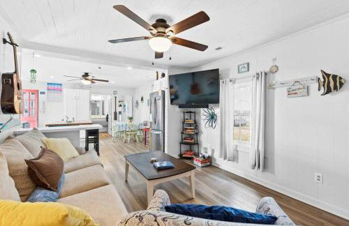 Dolphin Cove - Whole WATERFRONT House with Dock - Foto 52