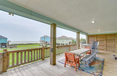 225 Feet to Shore! Ocean-View Crystal Beach Escape - Foto 2