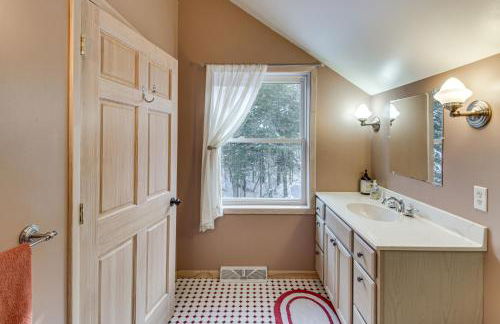 4-Season Recreation Secluded Pike River Cabin - Foto 21