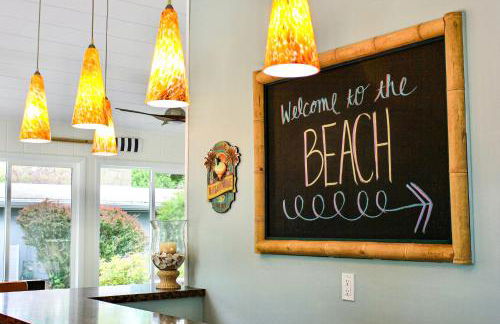 Newly Renovated! Old Homestead Beach Home - Foto 2