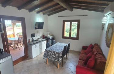 Trilocale Climatizzato L'OLEANDRO Tanaunella - Foto 3