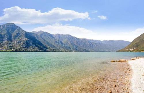 Cozy Holiday Home in Idro Lombardy with Private Garden - Foto 34