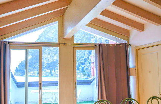 Queen of the Lake - Foto 30