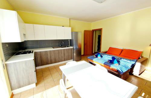 ZERO DISTANCE - Bernina Train Station - Foto 4