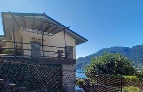 Lake and Guzzi view - Holiday Home - Foto 44