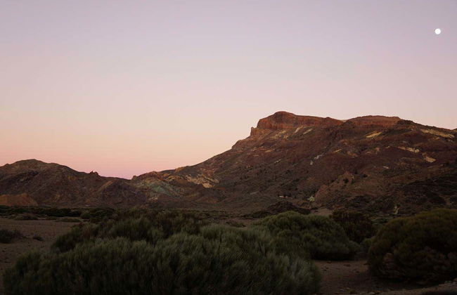 Senderismo nocturno por las Cañadas del Teide con observación de estrellas - Foto 2