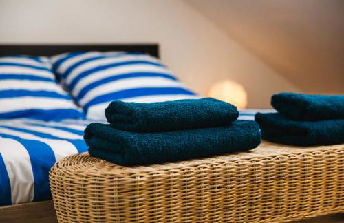 L'effet mer Maison rénovée lumineuse tout confort belle terrasse grand jardin clos sans vis à vis parking jeux pour enfants 5 mn à pied de la plage d'Asnelles et centre bourg - proche Bayeux au coeur des plages du débarquement - Foto 31