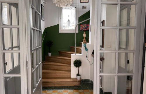 Elivi Elegant Art Deco house with Garden Walk to the Heart of Town - Photo 5