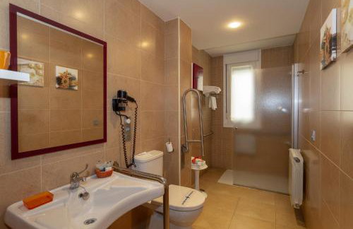 Apartamentos Turísticos Playa de Tapia - Foto 36
