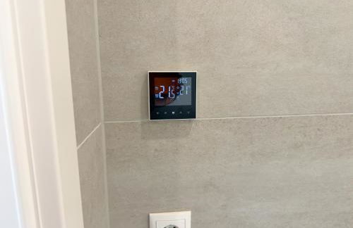 ImmoStay #3 - Penthouse mit zwei Balkonen & Seeblick, Parking & WiFi - Foto 44