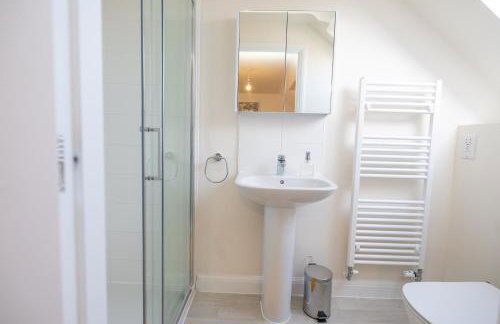 Home in Hugglescote - Long stays - Photo 20