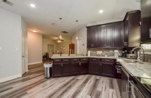 House 3 years old, Close to mall, Restaurants, IAH - Foto 37