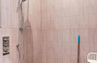 The Barn at Burfords with wood fired hot tub - Foto 31