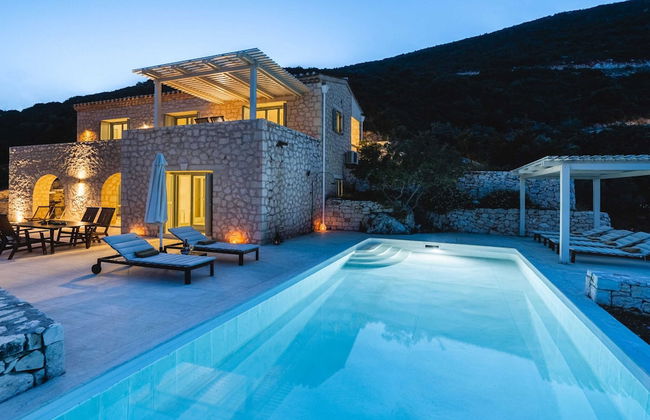 Luxurious Villa in Vasiliki with Swimming Pool & Hot Tub - Foto 26