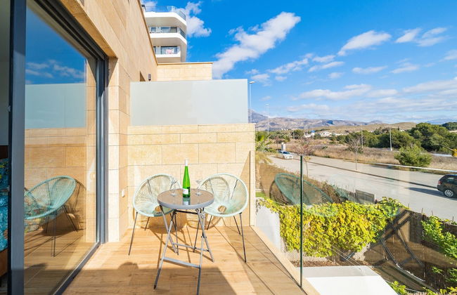 Villajoyosa Home With Shared Pool - Foto 19