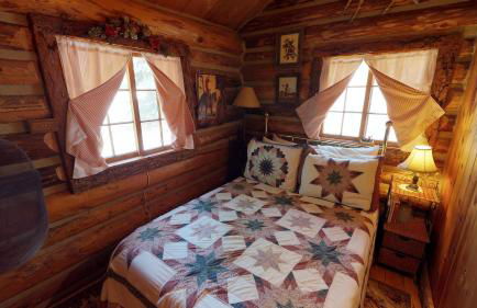 Cabin By The Creek With High Speed Wifi - Foto 11