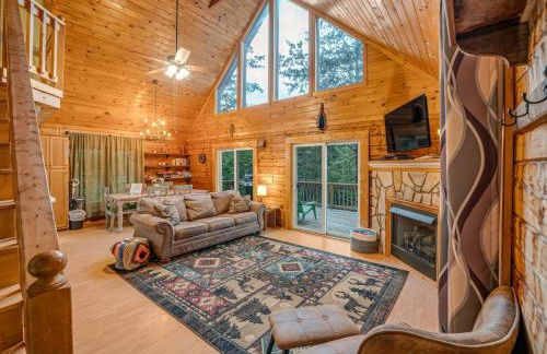 1 bedroom with a loft and hot tub cabin 45 minutes to Asheville - Foto 32