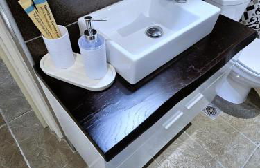 Lily's house near the beach - Photo 24