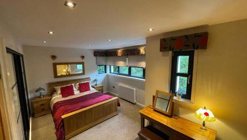 The Loch Lomond Townhouse In The Centre of Balloch - Foto 4