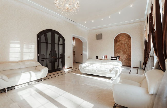 Royal Apartment Uspenskaya 12 - Foto 1