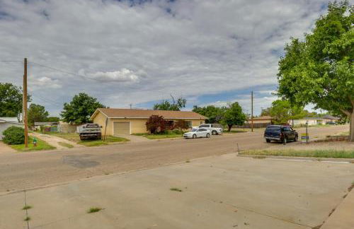 1 Mi to Main Street Cozy Retreat in Portales - Foto 24