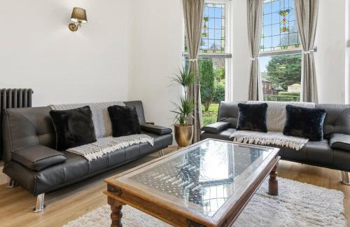 NEW Apartment with Pool Table and Parking Sleeps 7 - Foto 27