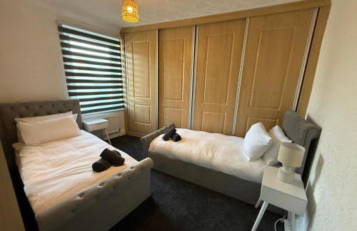 3 bed Jct 37 M1 luxury stay! - Foto 9