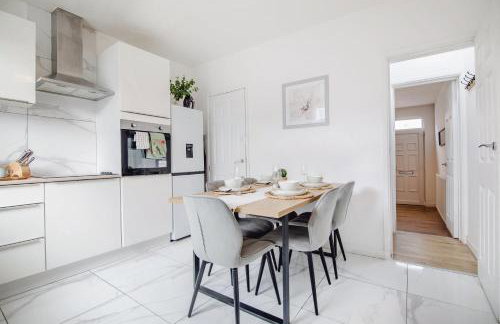 White Marble Residence Free Parking 12PPL - Foto 15