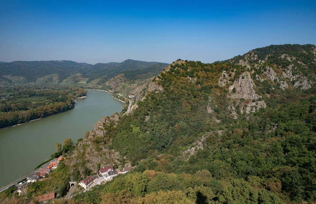 Danube & Wachau Valleys Day Trip - Photo 2