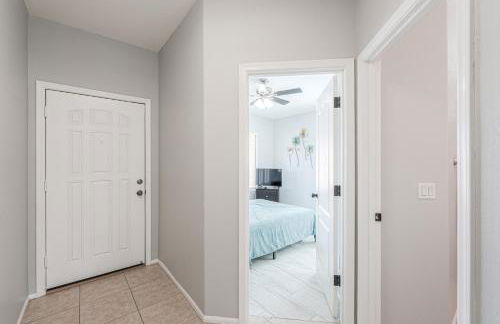 Private Mini Serene Oasis with Pool - Photo 36