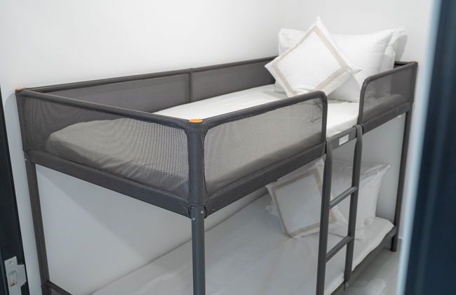 Vogue Elegance at Pearlz near Metro - Foto 38