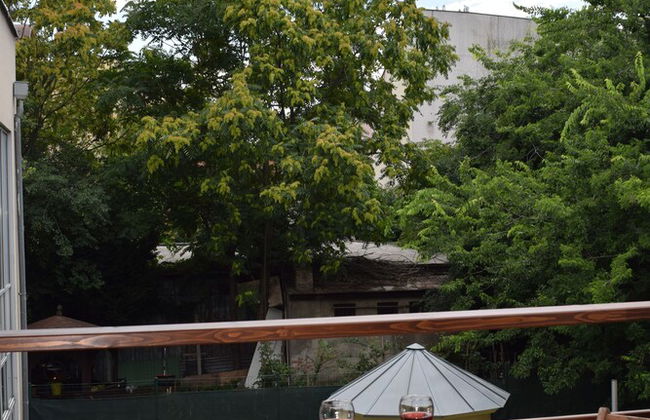 Apartment in the center with a balcony - Photo 19