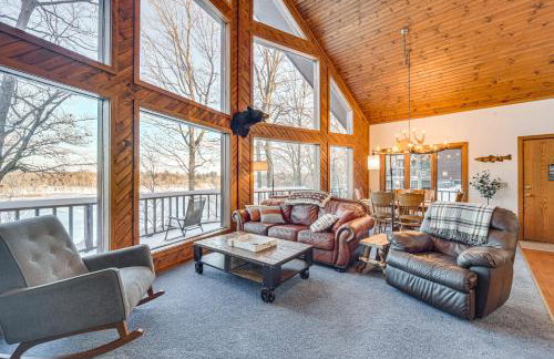 Rice Lake Cabin Retreat with Red Cedar Lake Access! - Foto 1