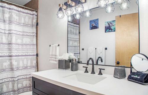 Happy Home - Cozy Retreat With Deck Near Downtown Carbondale - Foto 15