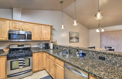 Cozy Anchorage Townhome Less Than Half Mile to Jewel Lake! - Foto 9