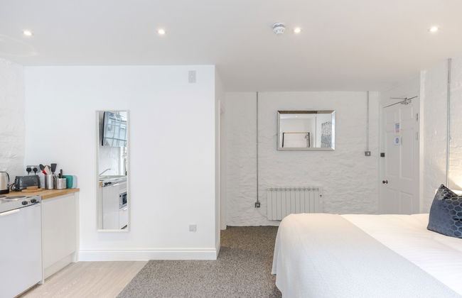 4 Berkeley Sq - YourApartment - Foto 7