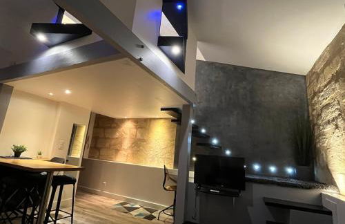 Le Starry Night, proche Bordeaux, parking gratuit - Foto 8