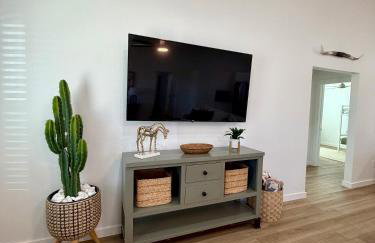 Lucky Cowboy Lodge Near WinStar - Cozy 3BR Home - Foto 13