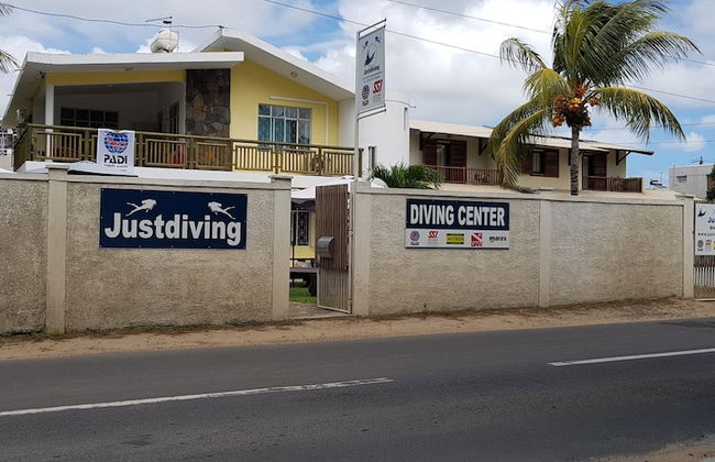 Allamanda Studios and Apartments - Photo 27