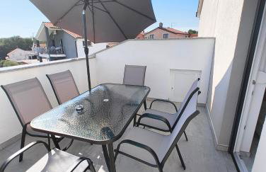 Apartments Ivana with the pool - Photo 6