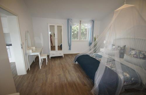 Villa Ludilo mit 4 Apartments in Poljica - Marina bei Trogir Split - Photo 42