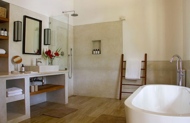 Family House With Large Garden In A Peaceful Setting - Foto 26