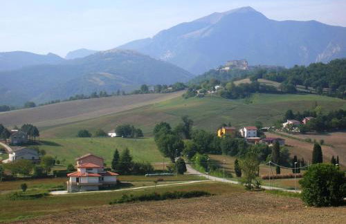 MANSARDA VITI - Sguardo su Frontone - - Foto 52