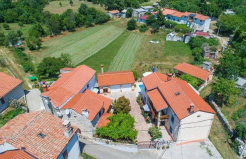 Awesome Home In Nedescina With Wifi - Foto 14