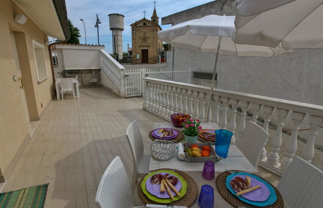 Villa with Salt Water & Heated Pool & Hot Tub near sea - Foto 48