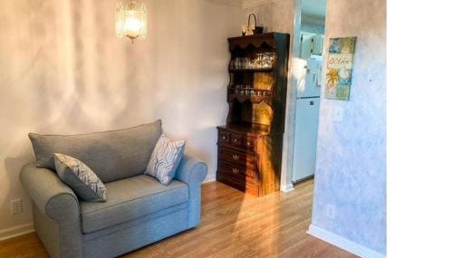 D2 Bishop on the Green 2 BR 2 BA Condo Colonial Charters Golf Course - Foto 2