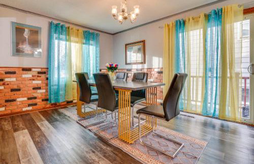 2 Mi to Dtwn St Paul Home with Private Deck and Yard! - Foto 1