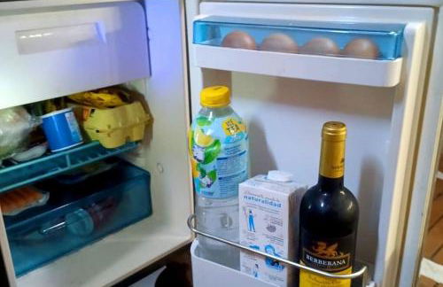 Tu casa flotante en Sevilla! Barco en alquiler en el Guadalquivir - Photo 21