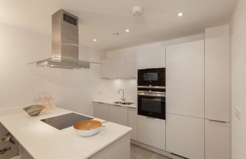 12 Woolacombe East - Luxury Apartment at Byron Woolacombe, only 4 minute walk to Woolacombe Beach! - Photo 6