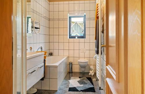 Charmante Dachgeschoss Ferienwohnung im Erzgebirge - Foto 43